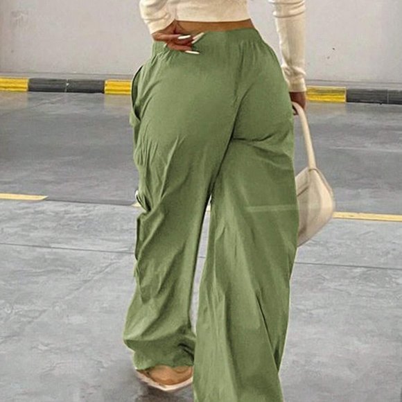 Trendy Zipper Detail Flap Pocket Cargo Pants Green - Picture 3 of 9